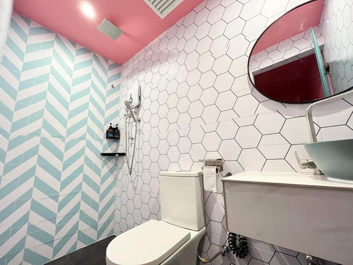 Apple 1 Hotel Queensbay Bayan Lepas Extérieur photo